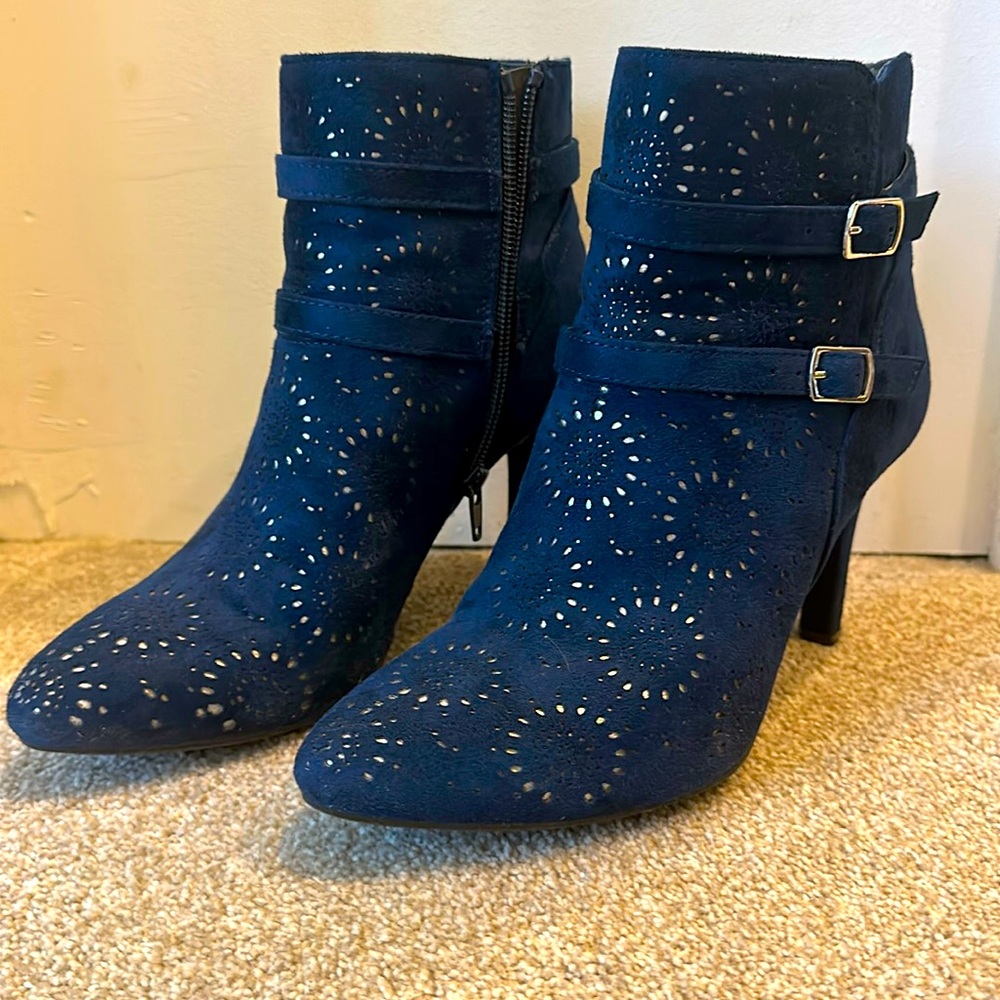 Rialto Blue Suede Boots